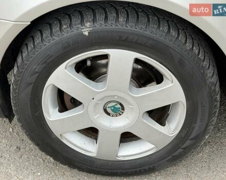 Бежевий Шкода Октавія, об'ємом двигуна 1.6 л та пробігом 217 тис. км за 6100 $, фото 12 на Automoto.ua