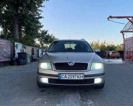 Бежевий Шкода Октавія, об'ємом двигуна 2 л та пробігом 307 тис. км за 5800 $, фото 2 на Automoto.ua