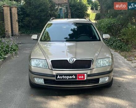 Бежевий Шкода Октавія, об'ємом двигуна 2 л та пробігом 310 тис. км за 5490 $, фото 1 на Automoto.ua