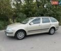 Бежевый Шкода Октавия, объемом двигателя 2 л и пробегом 218 тыс. км за 7500 $, фото 7 на Automoto.ua