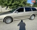 Бежевый Шкода Октавия, объемом двигателя 1.6 л и пробегом 262 тыс. км за 5800 $, фото 1 на Automoto.ua