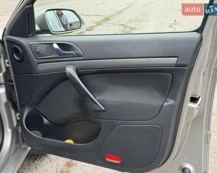 Бежевий Шкода Октавія, об'ємом двигуна 1.6 л та пробігом 217 тис. км за 6100 $, фото 26 на Automoto.ua