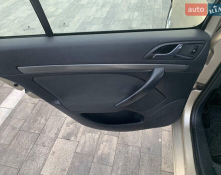 Шкода Октавия 2006 в Луцке на Automoto.ua Бежевый Шкода Октавия, объемом двигателя 1.6 л и пробегом 224 тыс. км за 6400 $, фото 20 на Automoto.ua