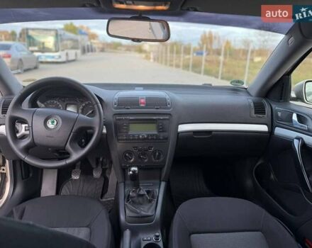 Бежевый Шкода Октавия, объемом двигателя 1.6 л и пробегом 194 тыс. км за 6350 $, фото 14 на Automoto.ua