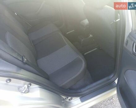 Бежевий Шкода Октавія, об'ємом двигуна 1.6 л та пробігом 239 тис. км за 6000 $, фото 30 на Automoto.ua