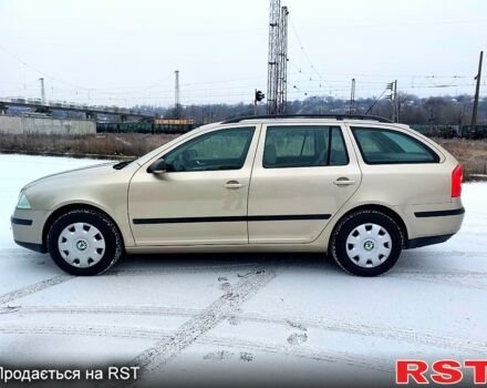 Бежевый Шкода Октавия, объемом двигателя 1.6 л и пробегом 200 тыс. км за 6300 $, фото 3 на Automoto.ua