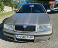 Бежевий Шкода Октавія, об'ємом двигуна 1.6 л та пробігом 262 тис. км за 6200 $, фото 1 на Automoto.ua