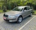 Шкода Октавия 2006 в Киеве на Automoto.ua Бежевый Шкода Октавия, объемом двигателя 1.6 л и пробегом 165 тыс. км за 6299 $, фото 1 на Automoto.ua