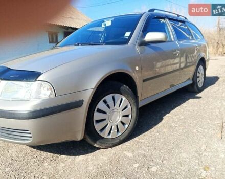 Бежевий Шкода Октавія, об'ємом двигуна 1.6 л та пробігом 239 тис. км за 6000 $, фото 23 на Automoto.ua