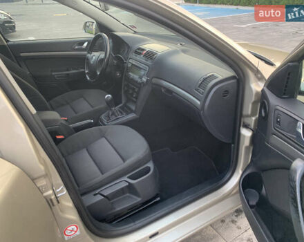 Шкода Октавия 2006 в Луцке на Automoto.ua Бежевый Шкода Октавия, объемом двигателя 1.6 л и пробегом 224 тыс. км за 6400 $, фото 24 на Automoto.ua