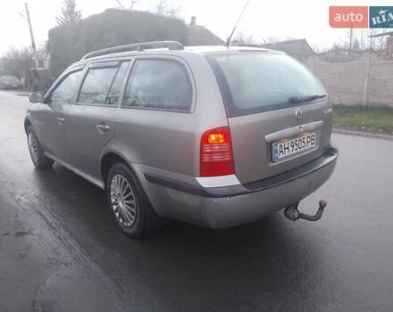 Бежевый Шкода Октавия, объемом двигателя 1.8 л и пробегом 230 тыс. км за 5600 $, фото 6 на Automoto.ua