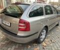 Бежевий Шкода Октавія, об'ємом двигуна 2 л та пробігом 250 тис. км за 5850 $, фото 3 на Automoto.ua