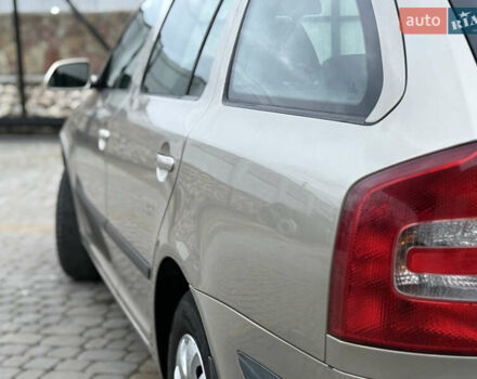 Бежевий Шкода Октавія, об'ємом двигуна 1.6 л та пробігом 206 тис. км за 4950 $, фото 9 на Automoto.ua