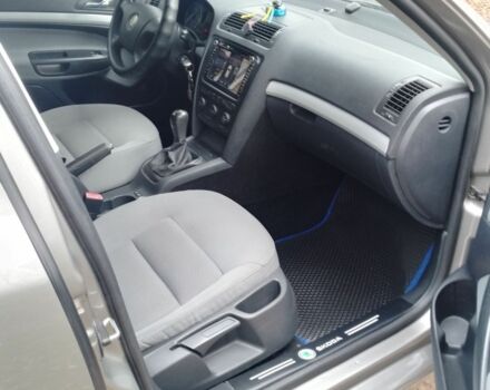 Бежевый Шкода Октавия, объемом двигателя 0 л и пробегом 175 тыс. км за 6399 $, фото 4 на Automoto.ua