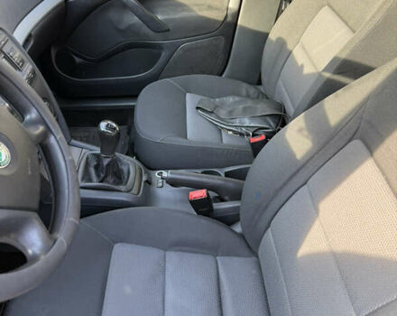 Бежевый Шкода Октавия, объемом двигателя 1.6 л и пробегом 292 тыс. км за 5199 $, фото 12 на Automoto.ua