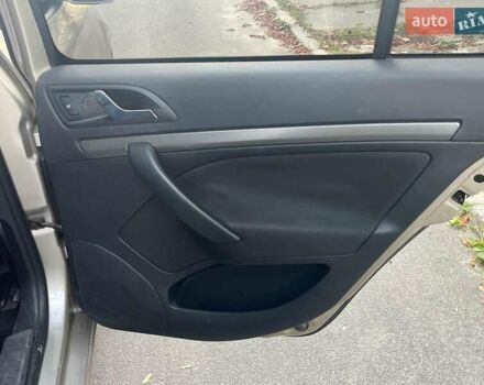 Бежевий Шкода Октавія, об'ємом двигуна 2 л та пробігом 310 тис. км за 5490 $, фото 31 на Automoto.ua