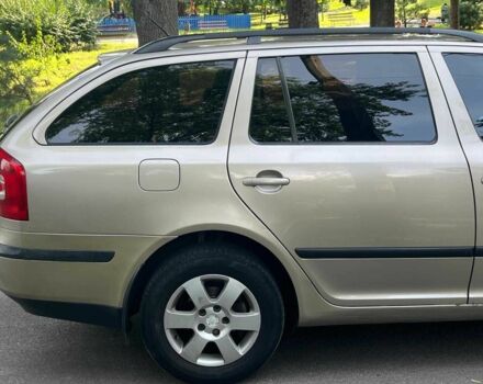 Бежевый Шкода Октавия, объемом двигателя 2 л и пробегом 310 тыс. км за 5190 $, фото 5 на Automoto.ua