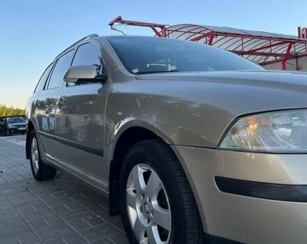 Бежевий Шкода Октавія, об'ємом двигуна 2 л та пробігом 307 тис. км за 5800 $, фото 5 на Automoto.ua
