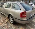 Бежевий Шкода Октавія, об'ємом двигуна 2 л та пробігом 250 тис. км за 5850 $, фото 5 на Automoto.ua