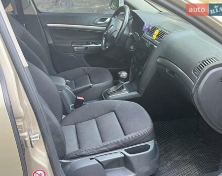 Бежевий Шкода Октавія, об'ємом двигуна 2 л та пробігом 310 тис. км за 5490 $, фото 15 на Automoto.ua