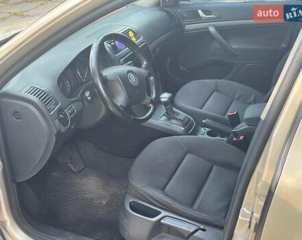 Бежевий Шкода Октавія, об'ємом двигуна 2 л та пробігом 310 тис. км за 5490 $, фото 21 на Automoto.ua