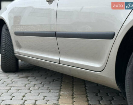 Бежевий Шкода Октавія, об'ємом двигуна 1.6 л та пробігом 206 тис. км за 4950 $, фото 5 на Automoto.ua