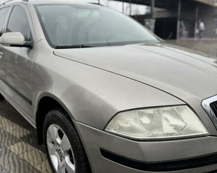 Бежевый Шкода Октавия, объемом двигателя 1.6 л и пробегом 292 тыс. км за 5199 $, фото 8 на Automoto.ua