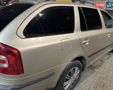Бежевый Шкода Октавия, объемом двигателя 1.9 л и пробегом 300 тыс. км за 2850 $, фото 14 на Automoto.ua