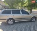 Бежевый Шкода Октавия, объемом двигателя 1.6 л и пробегом 260 тыс. км за 5200 $, фото 1 на Automoto.ua