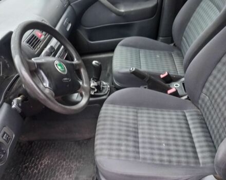 Бежевый Шкода Октавия, объемом двигателя 0 л и пробегом 183 тыс. км за 5517 $, фото 2 на Automoto.ua