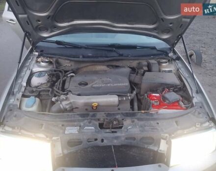 Бежевый Шкода Октавия, объемом двигателя 1.8 л и пробегом 230 тыс. км за 5600 $, фото 22 на Automoto.ua