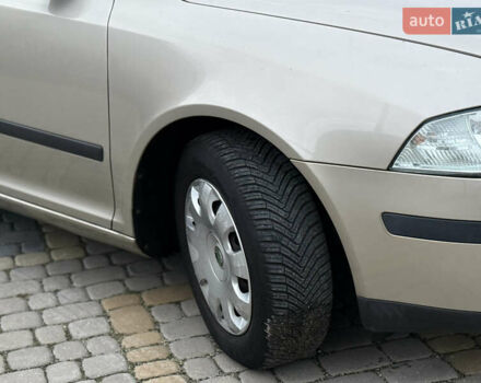Бежевий Шкода Октавія, об'ємом двигуна 1.6 л та пробігом 206 тис. км за 4950 $, фото 15 на Automoto.ua
