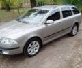 Бежевый Шкода Октавия, объемом двигателя 0 л и пробегом 175 тыс. км за 6500 $, фото 1 на Automoto.ua