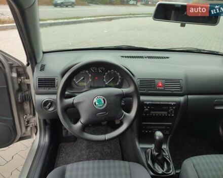 Бежевый Шкода Октавия, объемом двигателя 1.6 л и пробегом 250 тыс. км за 6300 $, фото 32 на Automoto.ua