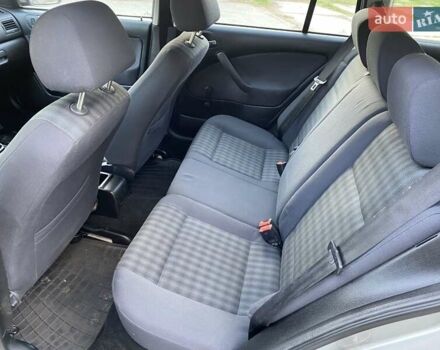 Бежевий Шкода Октавія, об'ємом двигуна 1.6 л та пробігом 170 тис. км за 6000 $, фото 35 на Automoto.ua