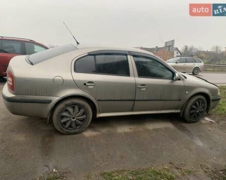 Бежевый Шкода Октавия, объемом двигателя 1.6 л и пробегом 300 тыс. км за 3700 $, фото 6 на Automoto.ua