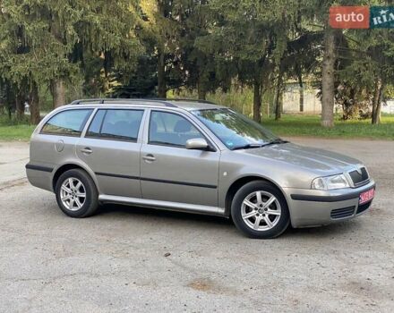 Бежевий Шкода Октавія, об'ємом двигуна 1.6 л та пробігом 170 тис. км за 6000 $, фото 3 на Automoto.ua