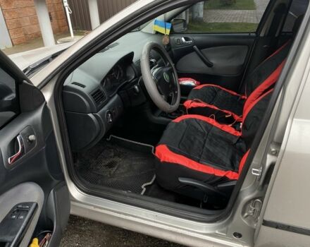 Бежевый Шкода Октавия, объемом двигателя 1.9 л и пробегом 220 тыс. км за 5500 $, фото 16 на Automoto.ua