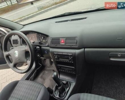 Бежевый Шкода Октавия, объемом двигателя 1.6 л и пробегом 250 тыс. км за 6300 $, фото 30 на Automoto.ua