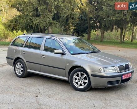 Бежевий Шкода Октавія, об'ємом двигуна 1.6 л та пробігом 170 тис. км за 6000 $, фото 2 на Automoto.ua