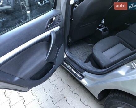 Бежевий Шкода Октавія, об'ємом двигуна 1.6 л та пробігом 331 тис. км за 6500 $, фото 13 на Automoto.ua