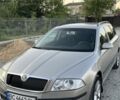 Бежевый Шкода Октавия, объемом двигателя 1.9 л и пробегом 395 тыс. км за 5100 $, фото 1 на Automoto.ua