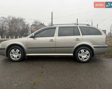 Бежевый Шкода Октавия, объемом двигателя 1.6 л и пробегом 300 тыс. км за 5500 $, фото 15 на Automoto.ua