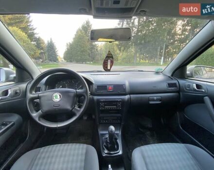 Бежевий Шкода Октавія, об'ємом двигуна 1.6 л та пробігом 170 тис. км за 6000 $, фото 32 на Automoto.ua