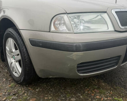 Бежевый Шкода Октавия, объемом двигателя 1.6 л и пробегом 300 тыс. км за 5500 $, фото 3 на Automoto.ua