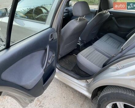 Бежевий Шкода Октавія, об'ємом двигуна 1.6 л та пробігом 170 тис. км за 6000 $, фото 39 на Automoto.ua