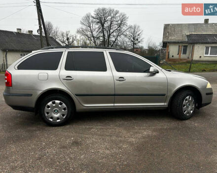 Бежевый Шкода Октавия, объемом двигателя 1.6 л и пробегом 269 тыс. км за 5800 $, фото 6 на Automoto.ua