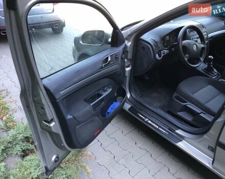 Бежевий Шкода Октавія, об'ємом двигуна 1.6 л та пробігом 331 тис. км за 6500 $, фото 12 на Automoto.ua
