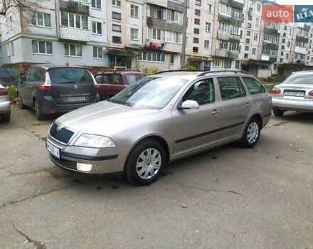 Бежевый Шкода Октавия, объемом двигателя 1.6 л и пробегом 198 тыс. км за 6777 $, фото 1 на Automoto.ua