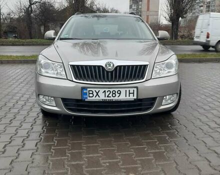 Бежевий Шкода Октавія, об'ємом двигуна 1.6 л та пробігом 163 тис. км за 7450 $, фото 1 на Automoto.ua